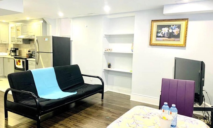 Brampton Apartment | basement apartment available.