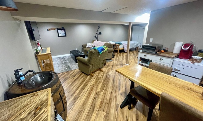 St. Louis Park Apartment | Basement guest suite in a quiet home. Family-friendly neighborhood.