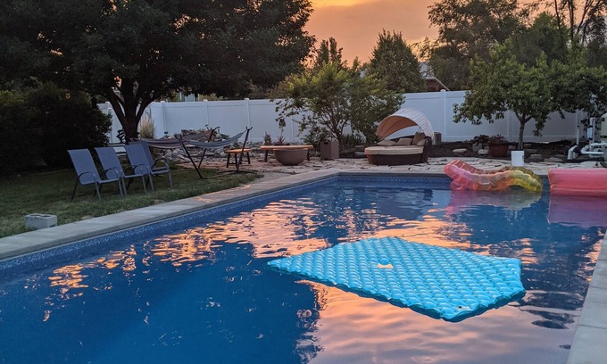 Pleasant Grove House | Basement Home with Private Pool and Hot Tub