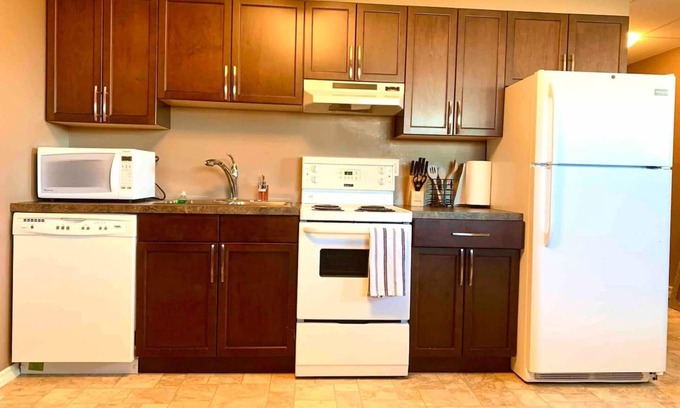 Farmington House | Basement Suite with own Driveway Parking and Private Entrance
