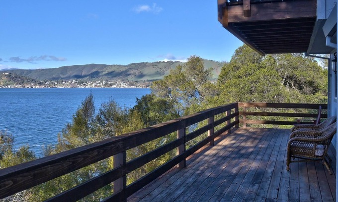 Clear Lake House | Bass Alley Bungalow | A Wine Country Escape