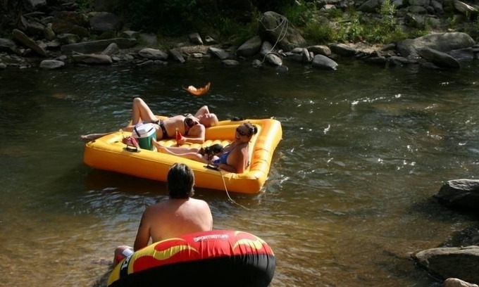 Bat Cave Cottage | Bat Cave River Rental NC