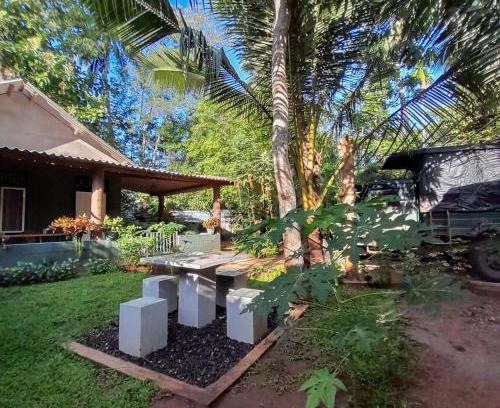 Udawalawa House | Batu's Safari lodge Udawalawe