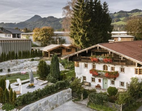 Ebbs House | Bauernhaus-Schloss Wagrain