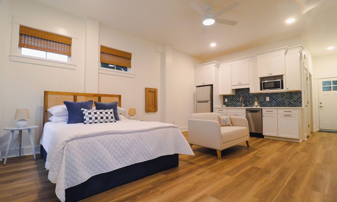 Kill Devil Hills Apartment | Baum Street BungalownNew Construction 1/2 Mile From the Beach + Hot Tub