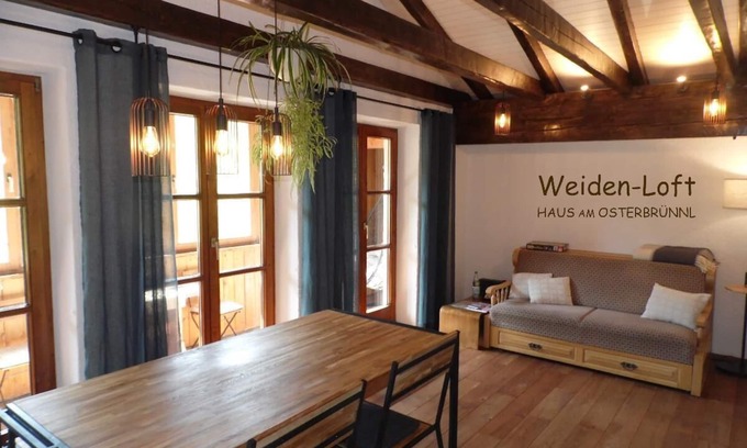 Ruhmannsfelden Apartment | Bavarian-modern style apartment (60sqm) with balcony