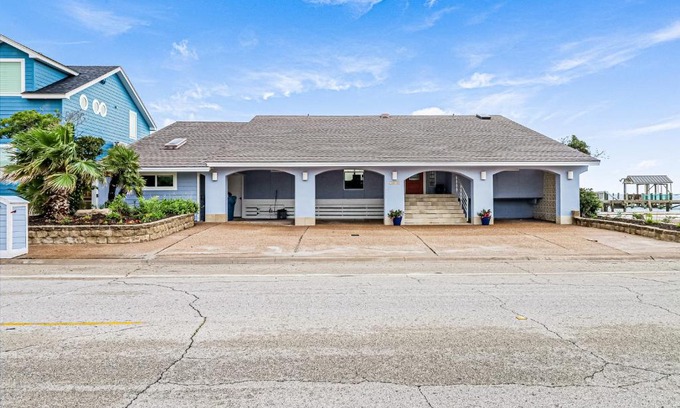 Key Allegro House | Bay Breeze
