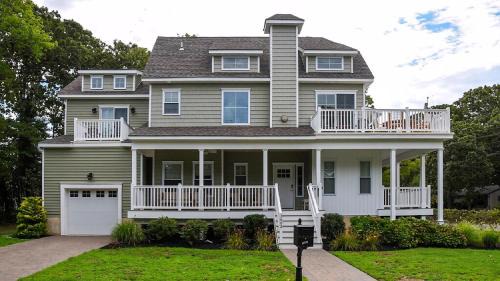 Villas House | Bay Breeze
