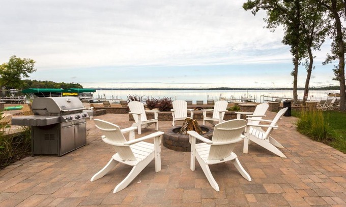 Nisswa Apartment | Bay Colony Unit 771 - Upper Level