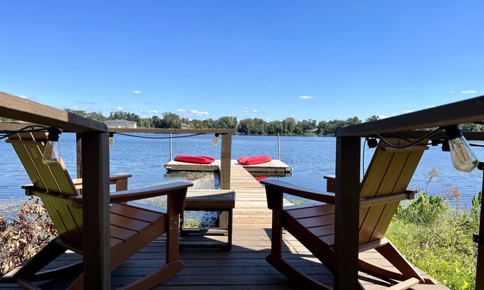 Lake Magdalene Cottage | Bay Lake Cottage with Private Dock
