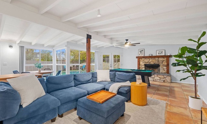 Bay Park Apartment | Bay Park 5BR Retreat | Pool + Hot Tub