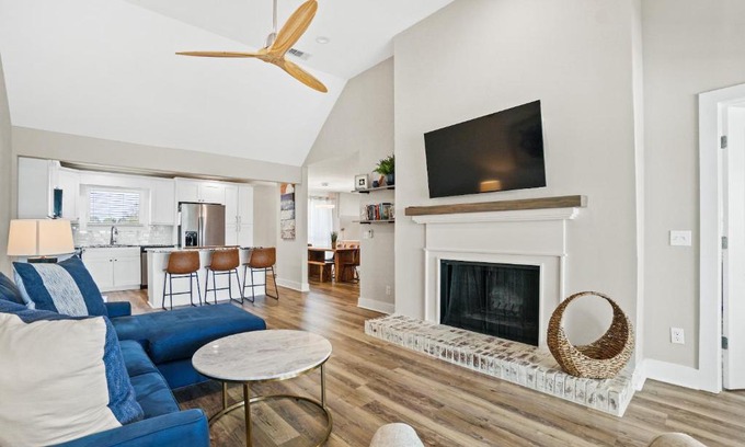 Upper Grand Lagoon Apartment | Bay Point Golf Villas by Panhandle Getaways