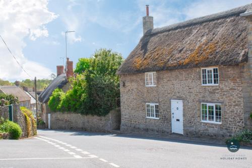 Burton Bradstock House | Bay Tree Cottage