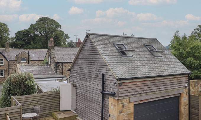Lesbury Cottage | BAY TREE STUDIO, romantic, with a garden in Alnmouth