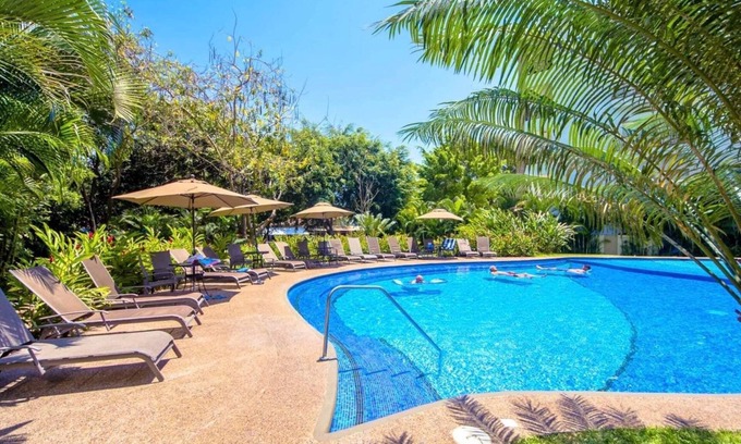 Emiliano Zapata Condo | Bay View condo - steps to Beach, Malecon, Shops and Restaurants
