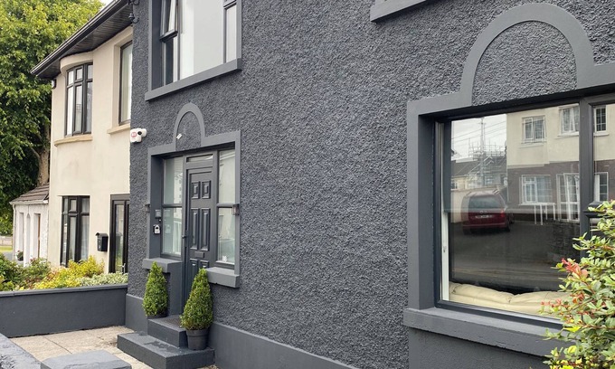 Galway City Centre House | Bay View Holiday Home Galway City