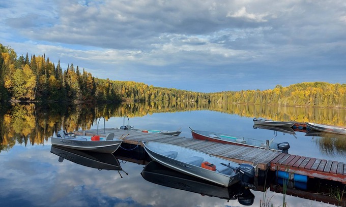 Shining Tree Cottage | Bay Wolf Camp is in Shining Tree, Ontario. Email or call us for more details.