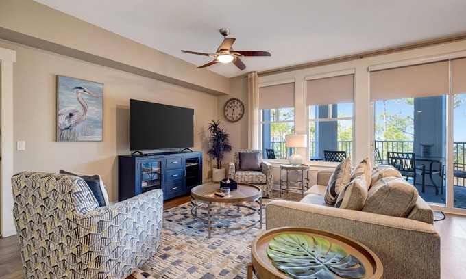 Baytowne Wharf Condo | Bayfront 1BR ~ Golf Cart ~ Sunset Views Included