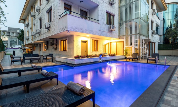 Bakırkoy Hotel | Baymari Suites Design
