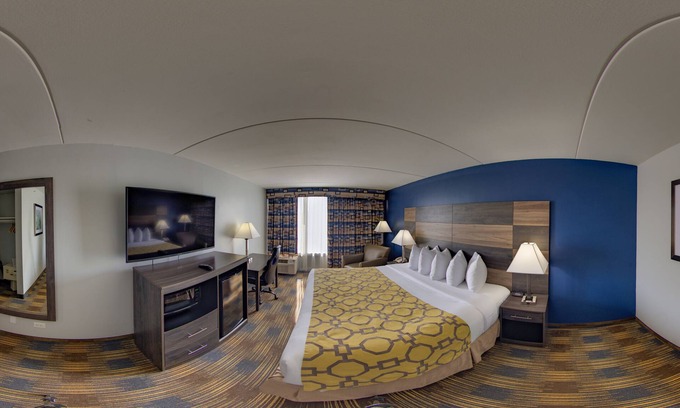 Addison Hotel | Baymont by Wyndham Addison