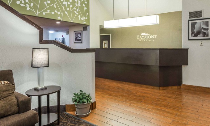 Pueblo Hotel | Baymont by Wyndham Pueblo