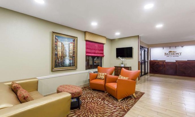 Garden City Hotel | Baymont by Wyndham Savannah Garden City