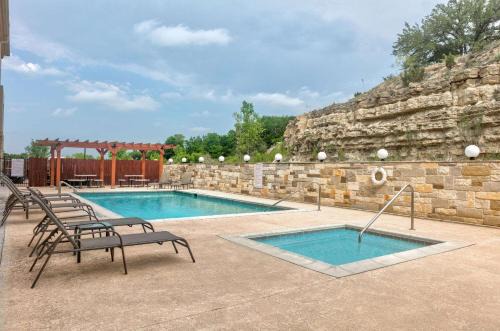 Glen Rose Hotel | Baymont Inn & Suites by Wyndham Glen Rose
