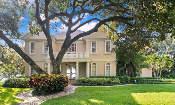 Ballast Point House | Bayshore Breeze! Private gated waterfront home in south Tampa.