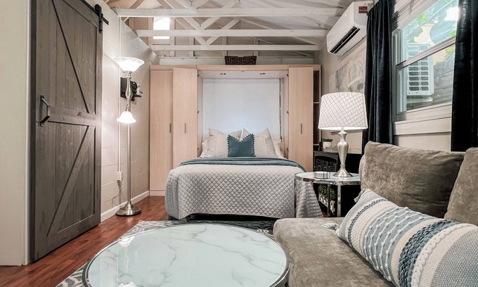 Palma Ceia Apartment | Bayshore Studio/Golf/ColdPlunge/FireTable/Ask about early check-in for 35!