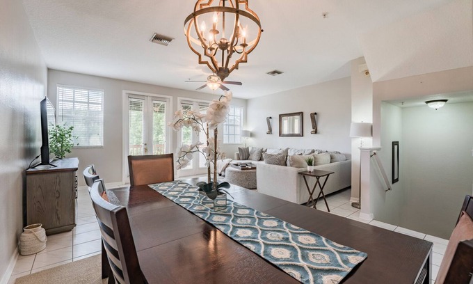 Ballast Point House | Bayshore Treasure - A South Tampa Oasis