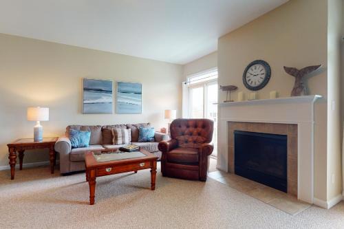 Sun Ridge House | Bayside - 11446 West Sand Cove