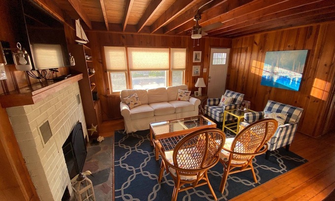 North Beach Haven House | Bayside 2 bedroom in Brant Beach. Beautiful views of the sunset!