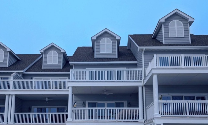 Bethany Beach House | Bayside Bliss. South Shore Marina w/views. 3BR TH w/Decks, Pool & Prime Location