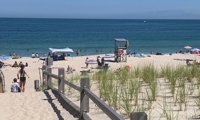 Brewster House | Bayside Brewster Home within steps of the Cape Cod bike trail!