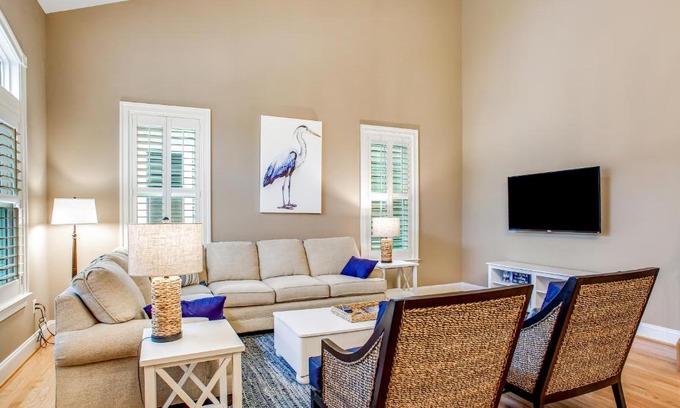 The Commons House | Bayside Resort - 36516 Coneflower Cir