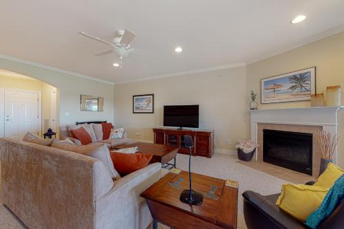 Sun Ridge Apartment | Bayside Resort - 38415 Boxwood Terrace, Unit #302B