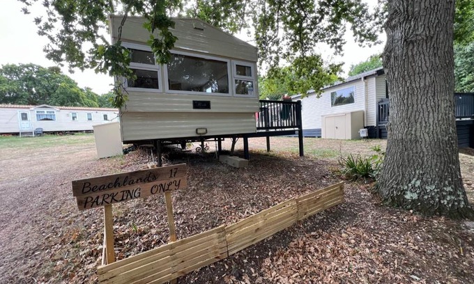 Cowes Resort | Bayview Beachlands - ferry offers available