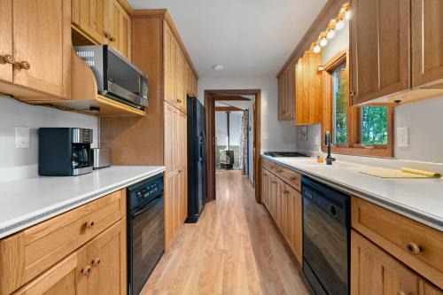 Door County House | Bayview Bliss Bungalow by Simple Life Rentals