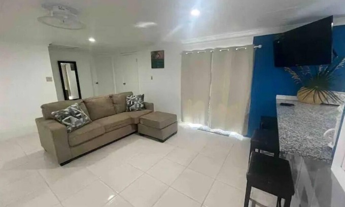 Staniel Cay Cottage | Bayview Cottage