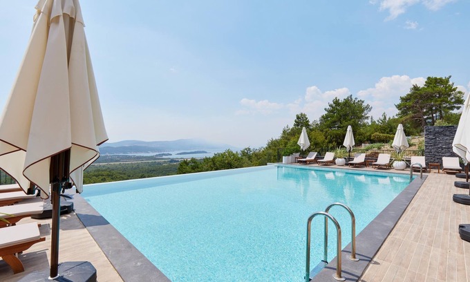 Kotor Apartment | Bayview Hills Luxury Residences