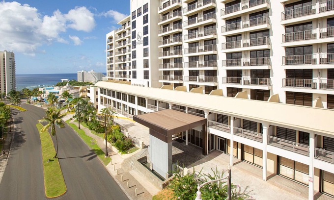 Tumon Resort | Bayview Hotel Guam