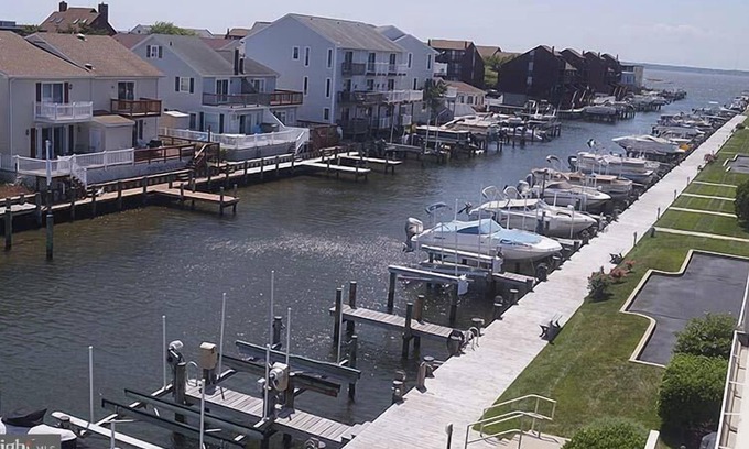 Heron Harbour Isle Apartment | Baywatch 302-120th Su