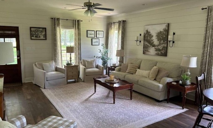 Petal Cottage | BB's Cottage