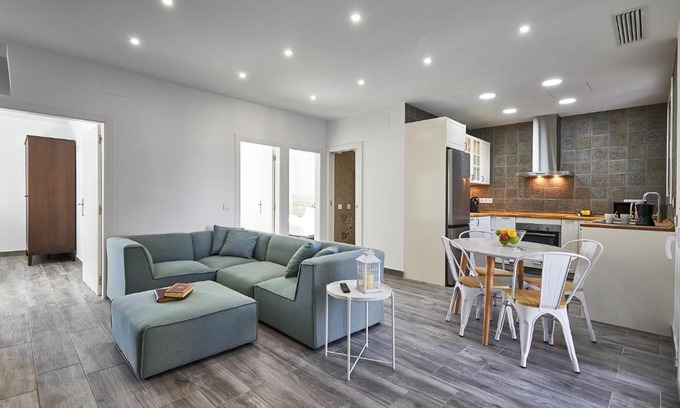 La Font de la Guatlla Apartment | BBarcelona Fira Superior Flats