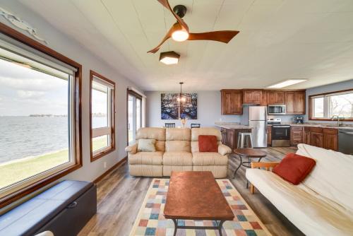 Watertown House | BBQ Ready Lakefront Retreat in Watertown