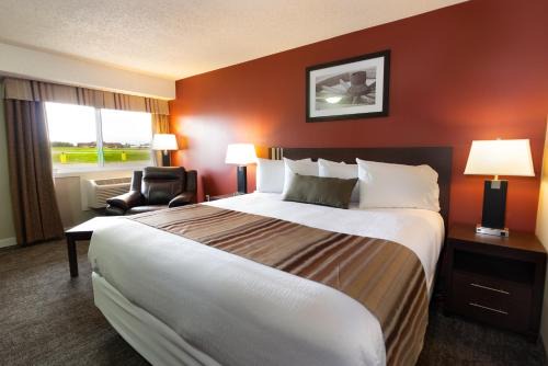 Lloydminster Hotel | BCMInns - Lloydminster