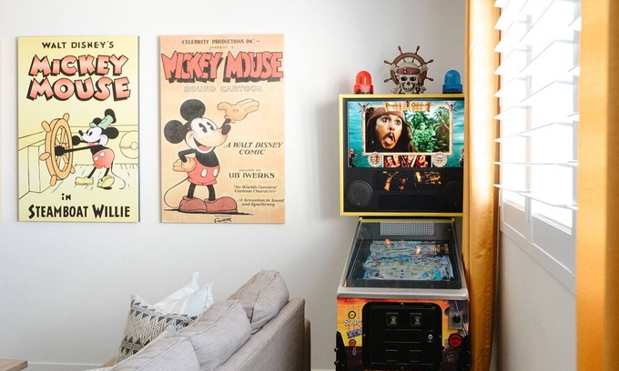 Washington Fields House | 🎠Be Our Guest 🎠- Disneyland Themed Home