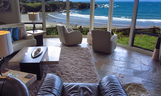 Fort Bragg House | BEACH ACCESS AND OCEAN FRONT HOME