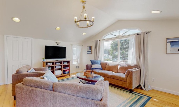 Long Beach House | Beach Bliss