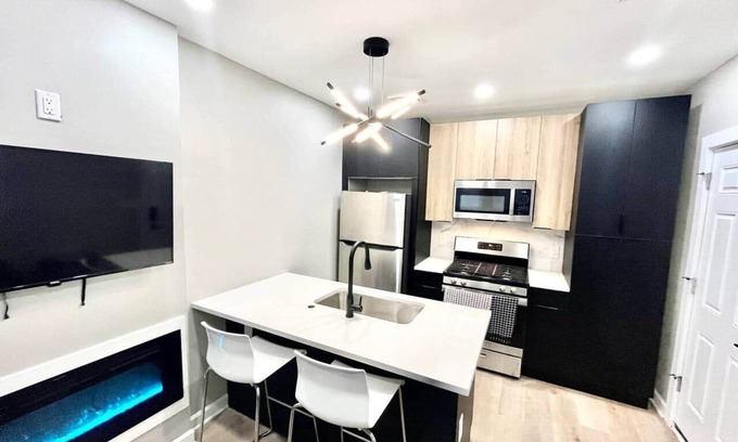 Atlantic City Apartment | Beach block 1bedroom , kitchen. B2